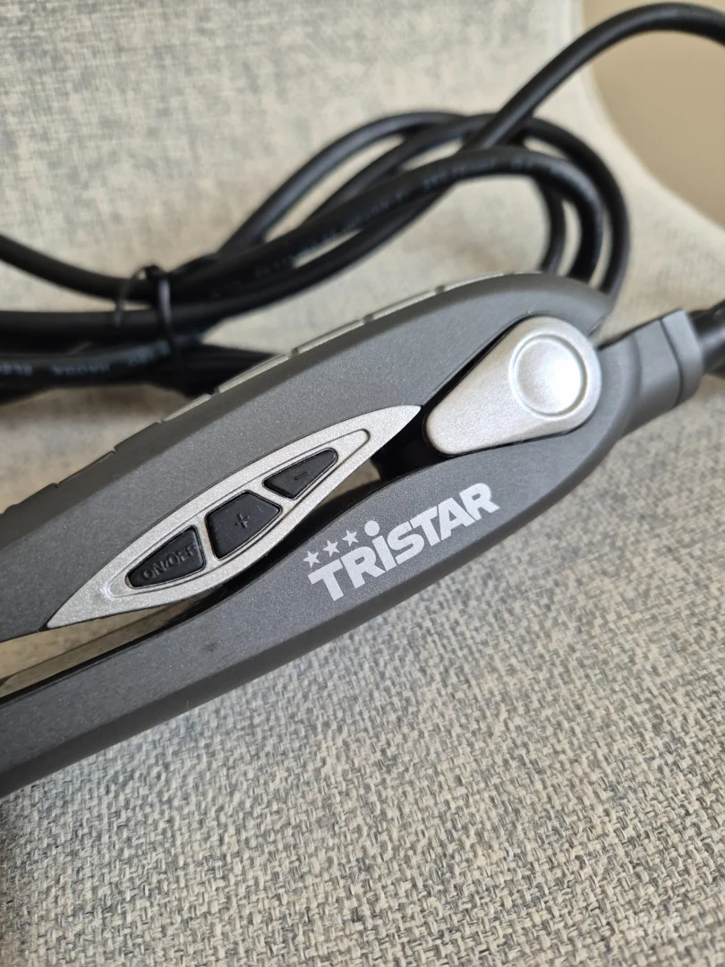 Tristar presa za kosu