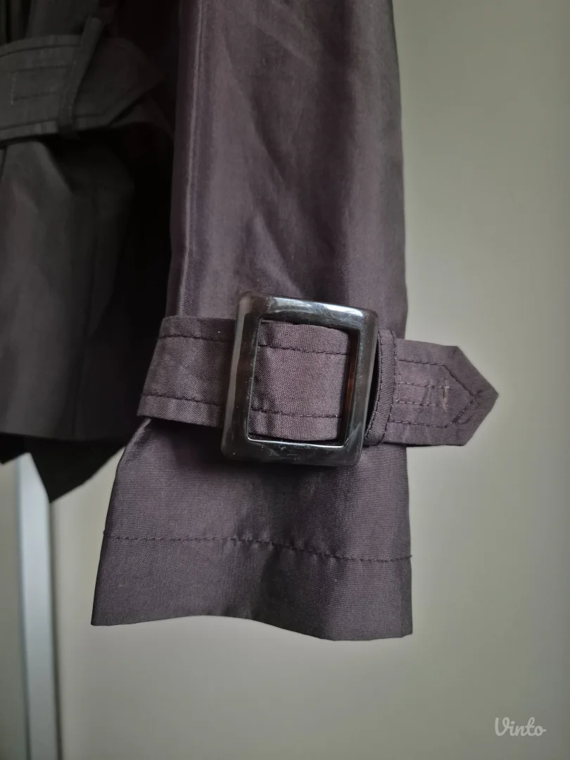 Zara kratki mantil | XL