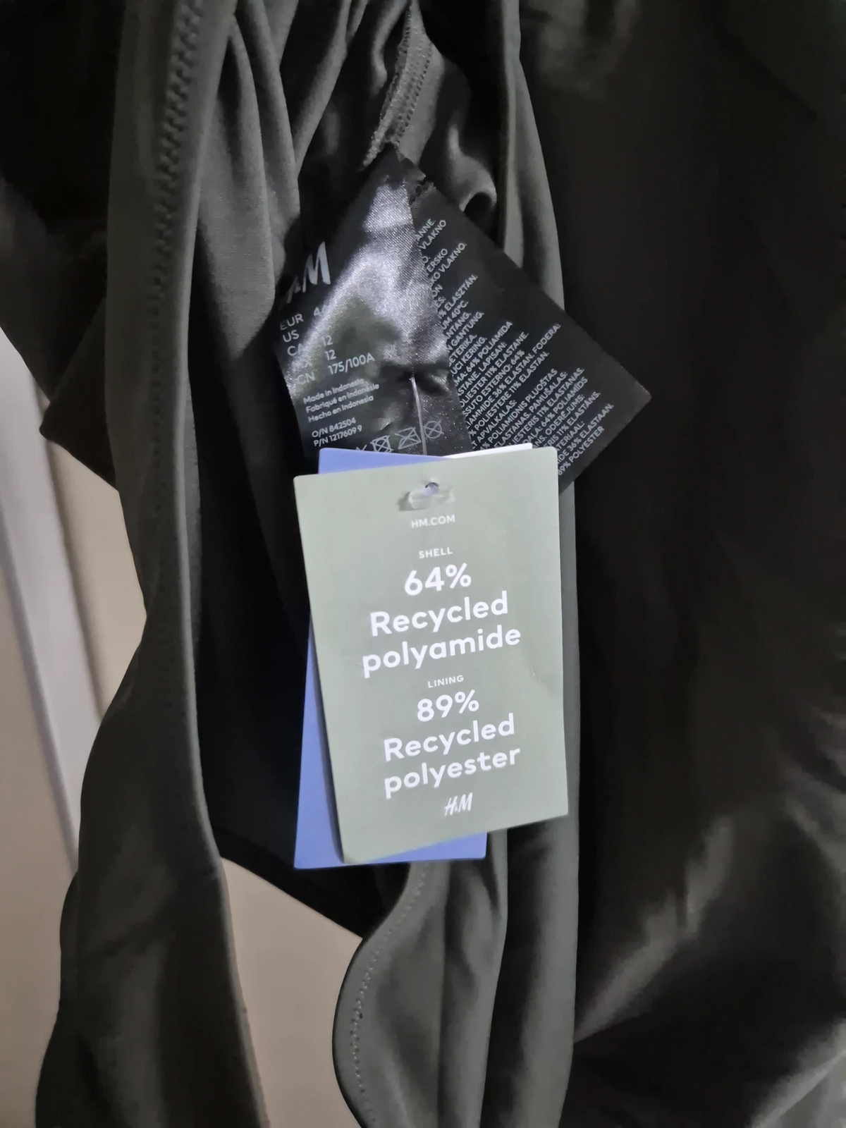 H&M Firm Shape maslinasti kupaći kostim | L