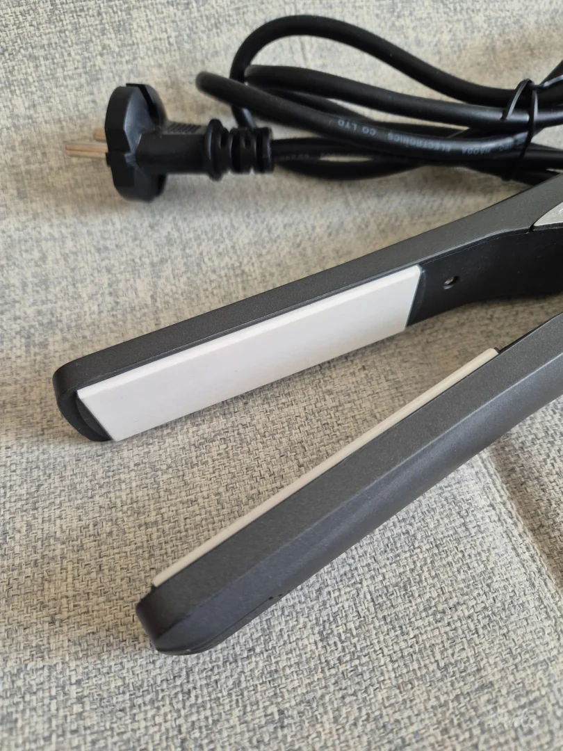 Tristar presa za kosu