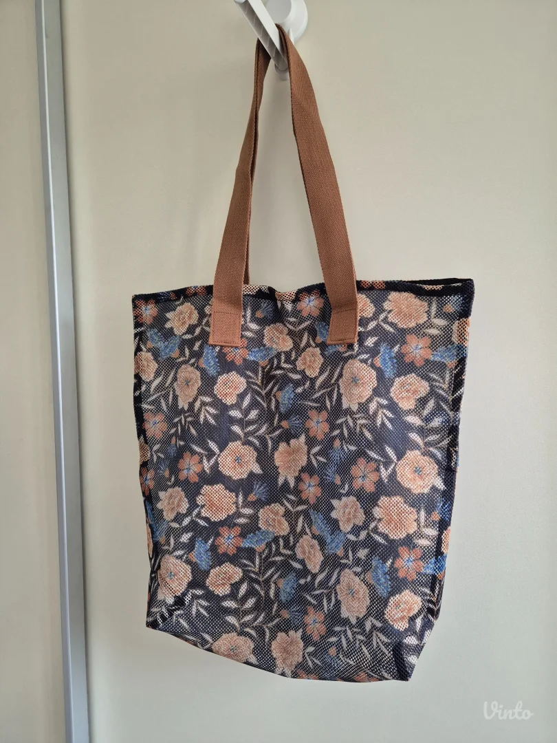 Stefania Frangista ceger za plažu