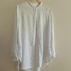 H&M dugačka košulja | 38