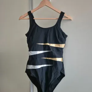 Jednodelni kupaći kostim | 40
