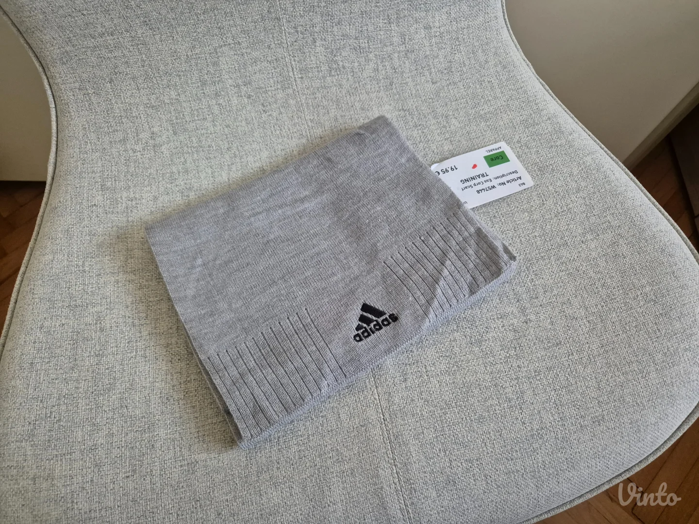 aidas Performance šal | UNI