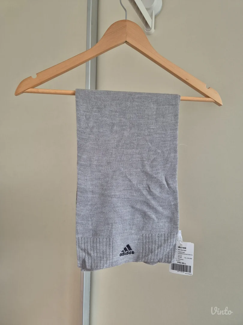 aidas Performance šal | UNI