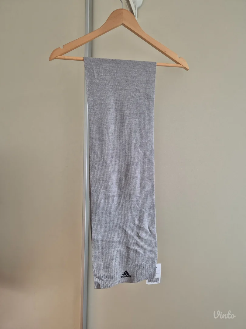 aidas Performance šal | UNI