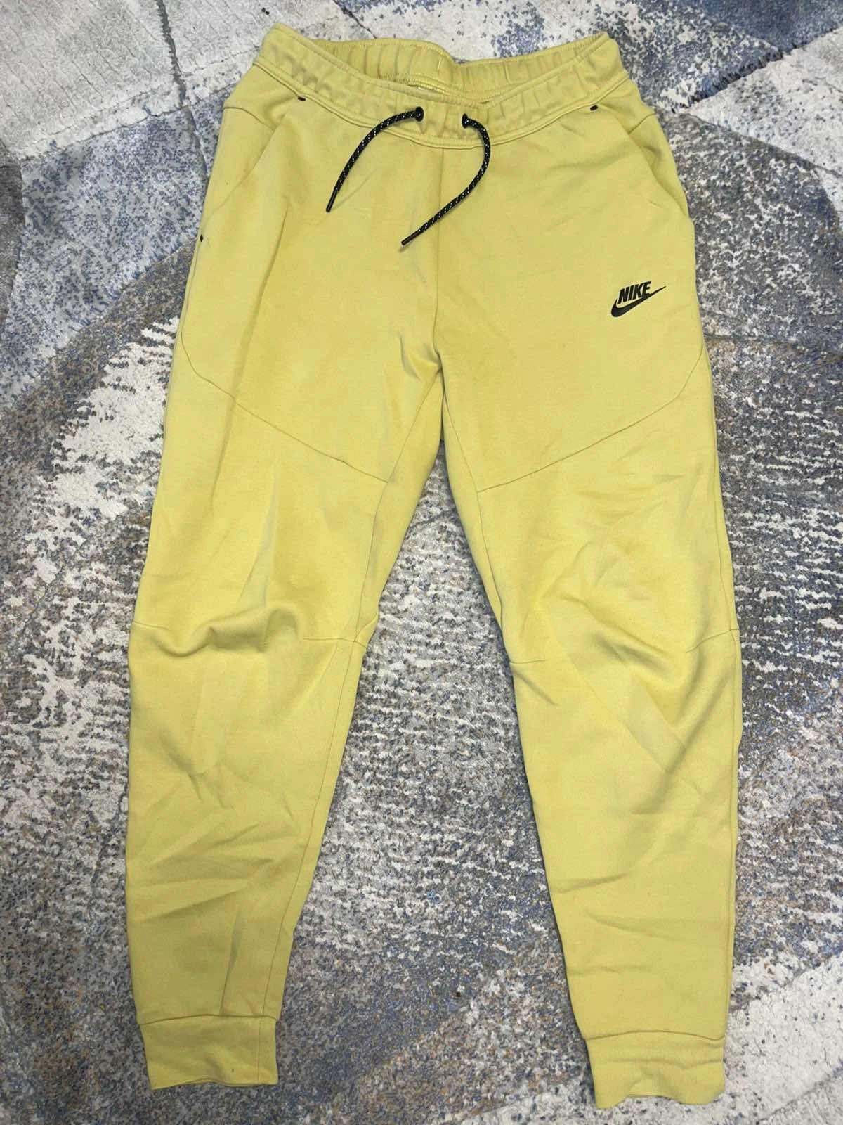 Nike tech fleece