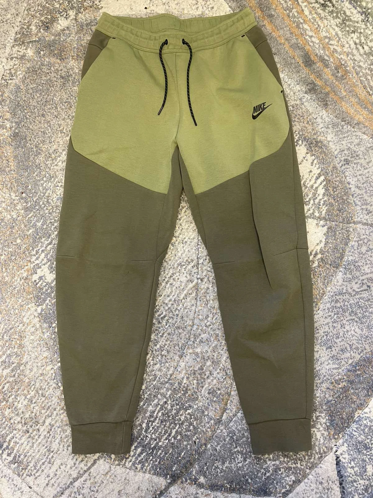 Nike tech fleece