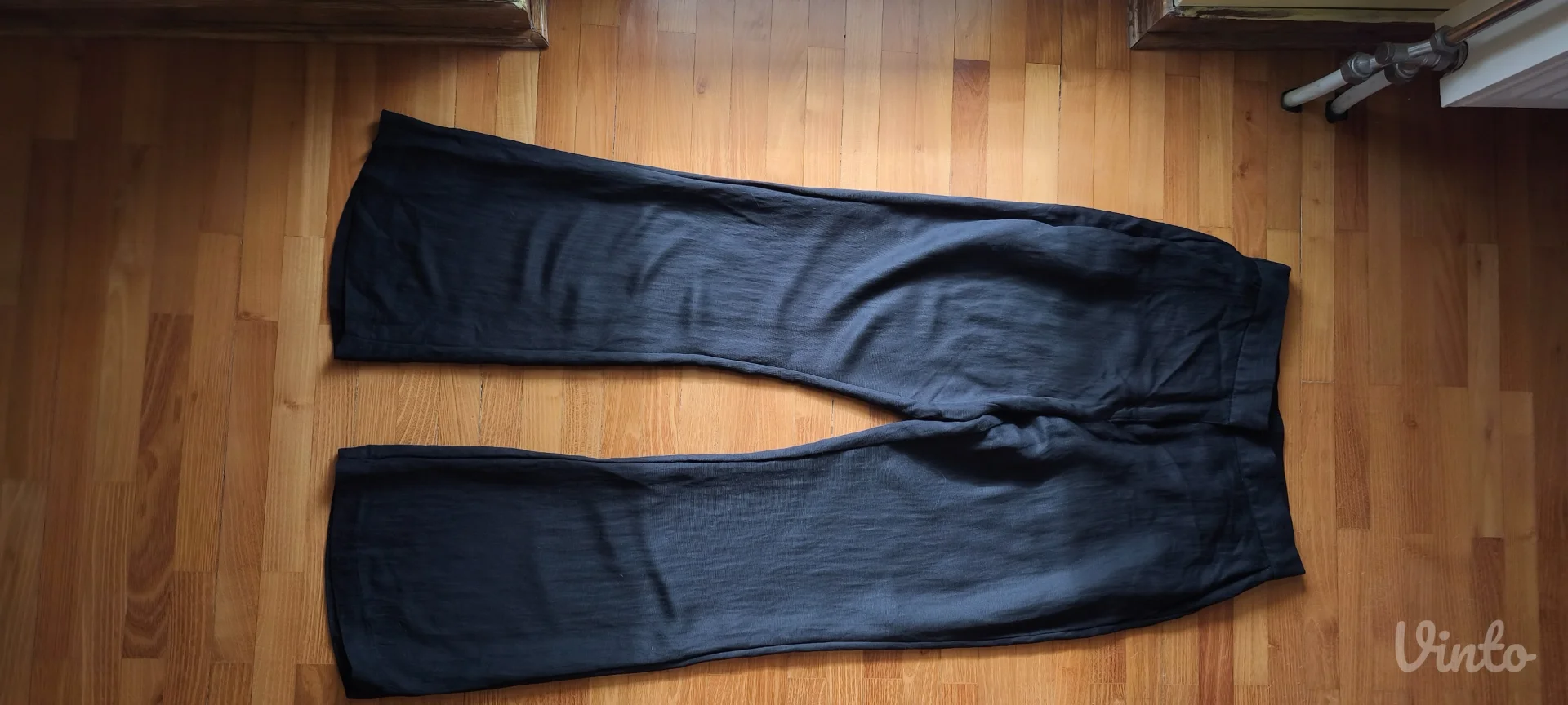 H&M pantalone veličina 40