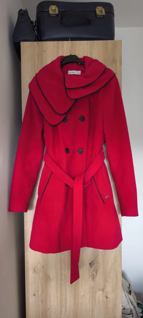 KATRIN KAPUT velicina 38