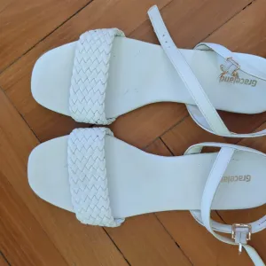 Graceland sandale broj 38