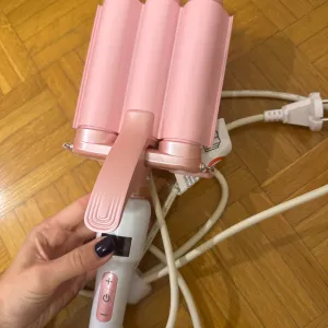 Silver Cast presa za kosu koja pravi talase