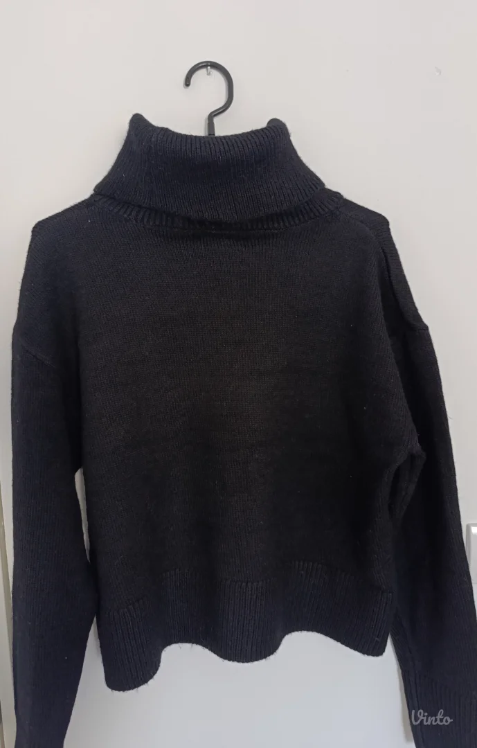 Sinsay - crni džemper