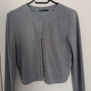 Zara - Sivo-plavi džemperić