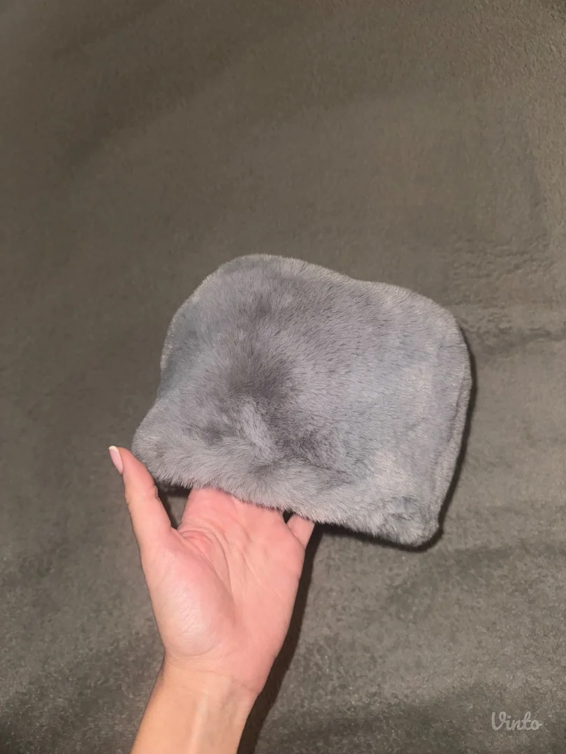 Siva šubara za glavu