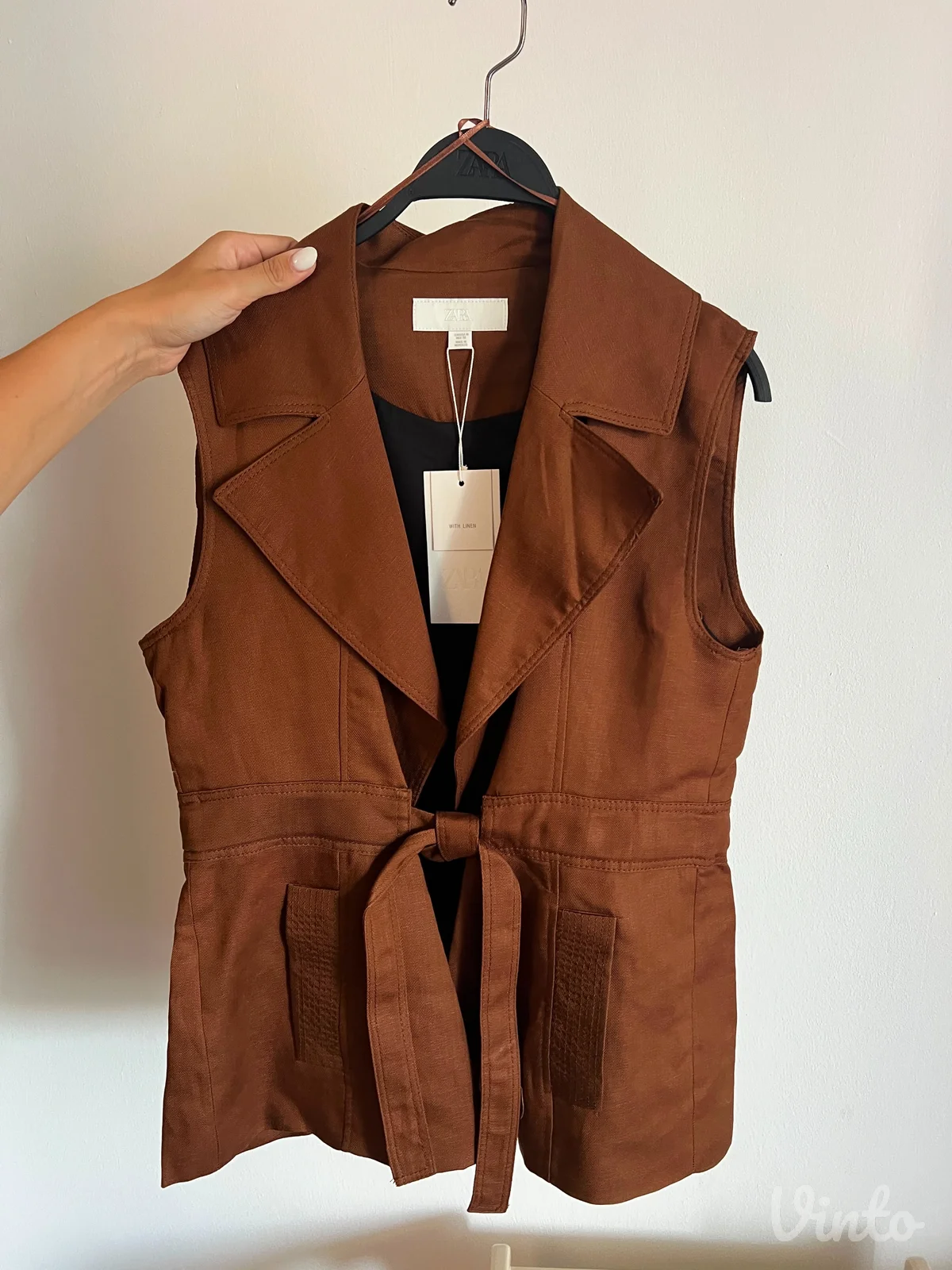 ZARA PRSLUK SA ETIKETOM