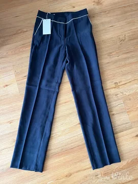 NOVE ZARA PANTALONE SA ETIKETOM