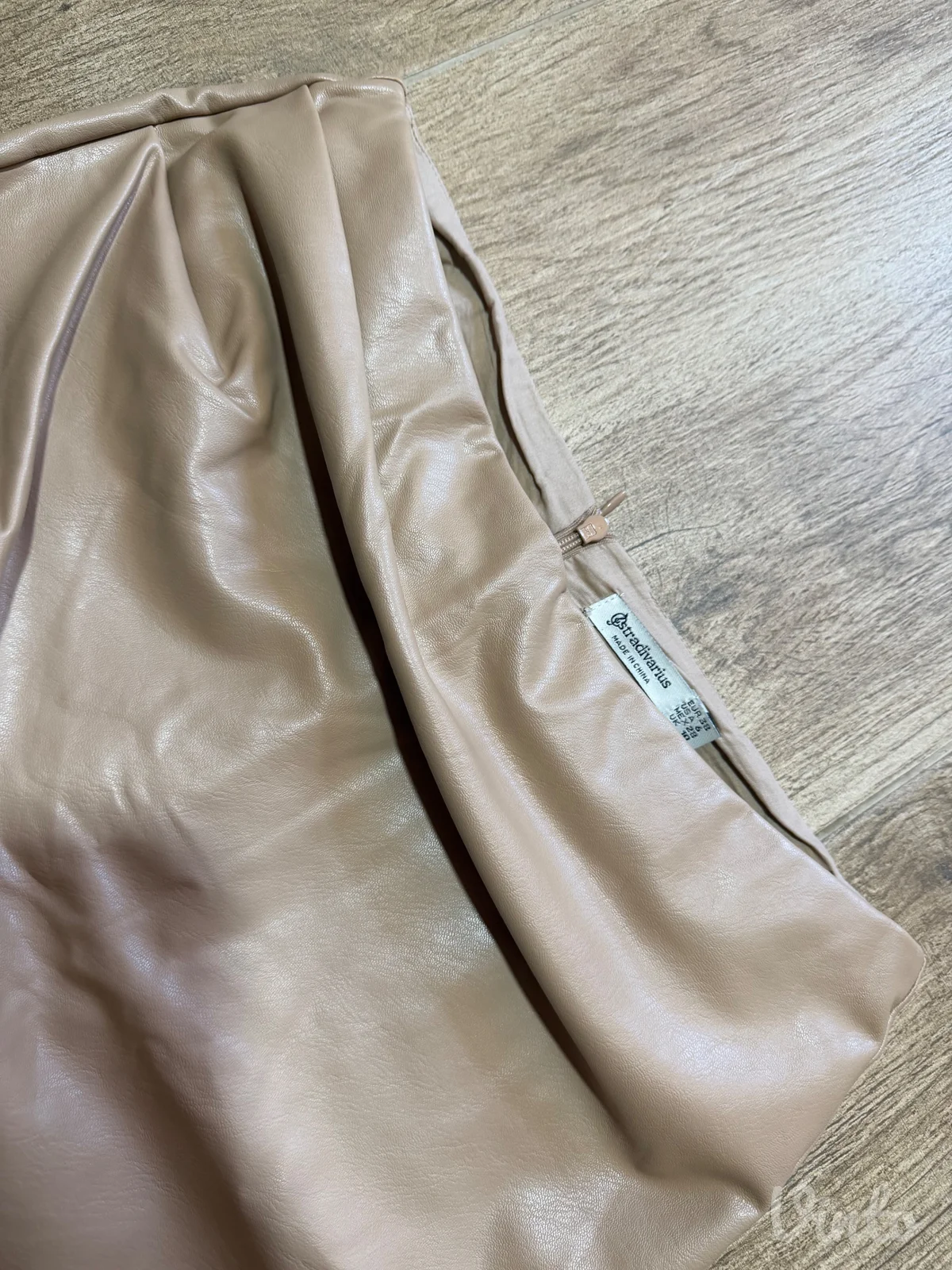 Stradivarius kožna suknja – kao nova