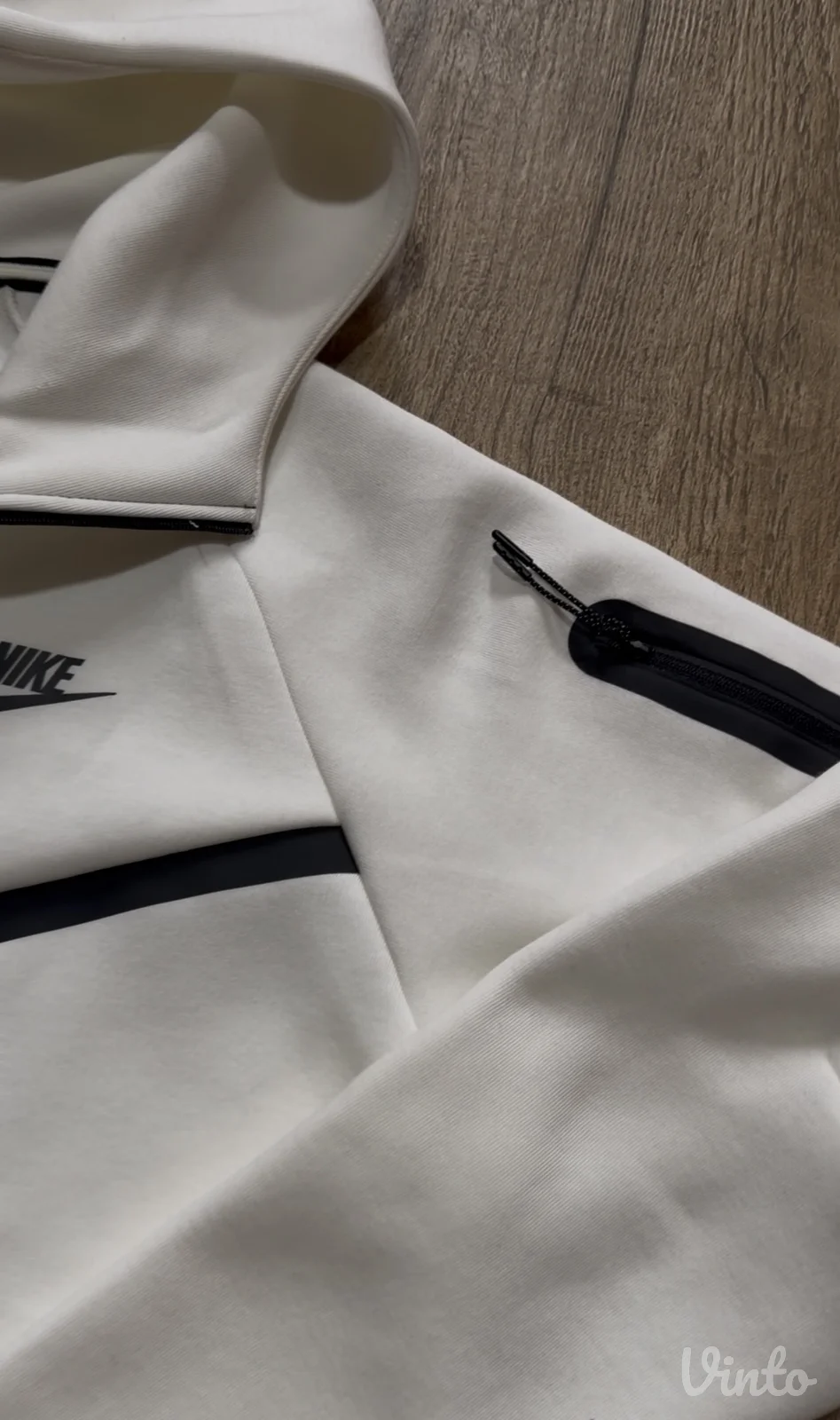 Nike Tech Fleece duks – NOV plaćen 15000