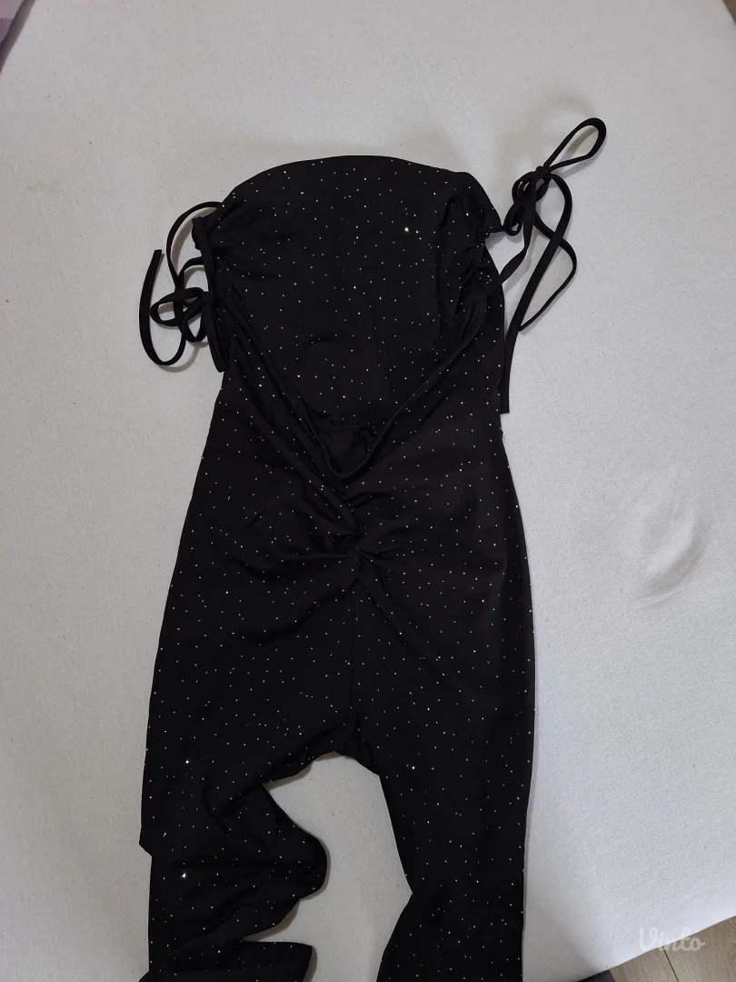 Kombinezon sa cirkonima