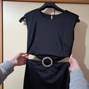 Crna zenska svecana haljina