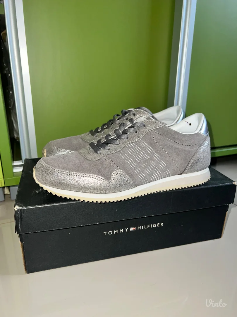 Tommy hilfiger srebrne patike