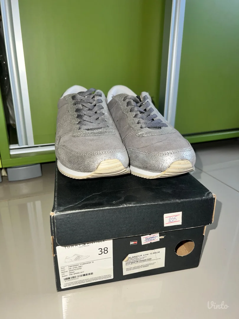 Tommy hilfiger srebrne patike