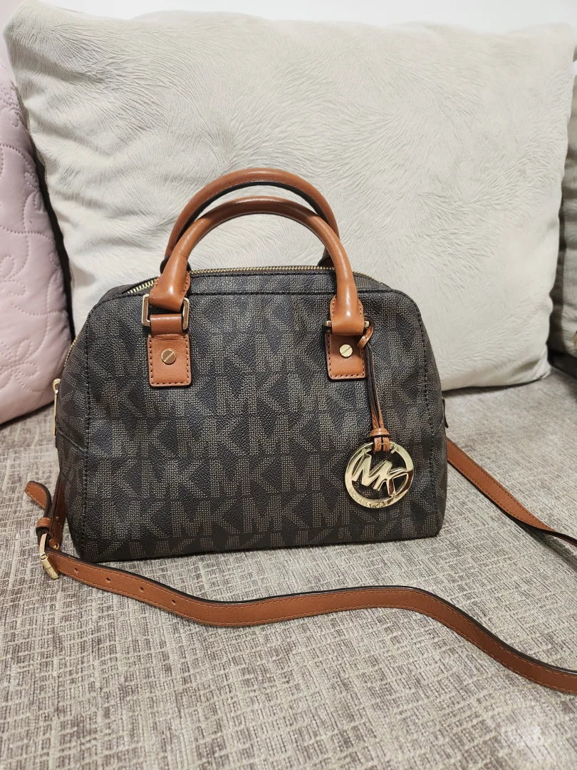 Michael Kors, zenska tasna