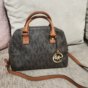 Michael Kors, zenska tasna