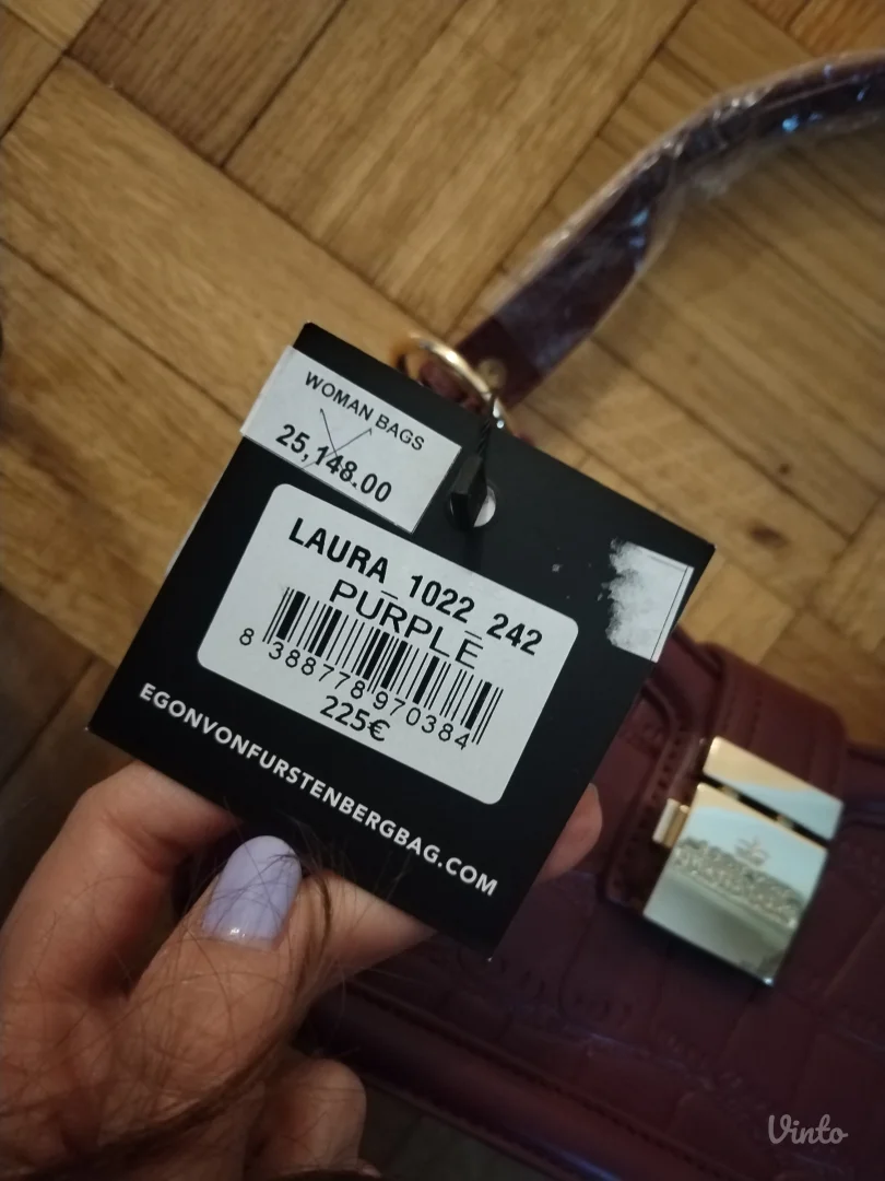 Egon von Furstenberg torba sa etiketom
