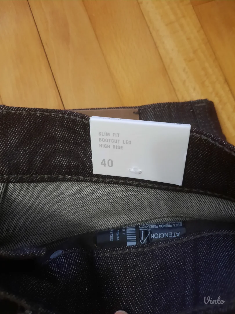 Zara faremrice sa etiketom 40