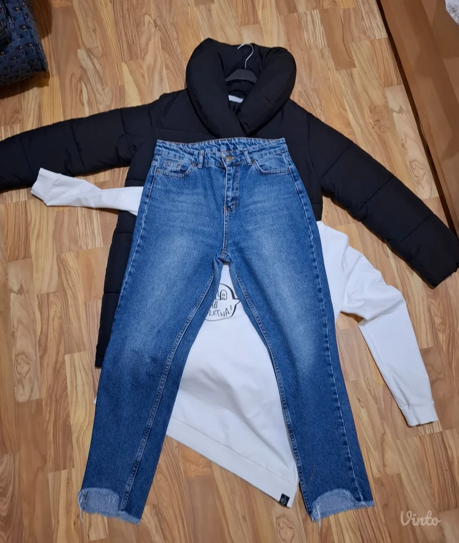 Lot odeće M vel 1200din