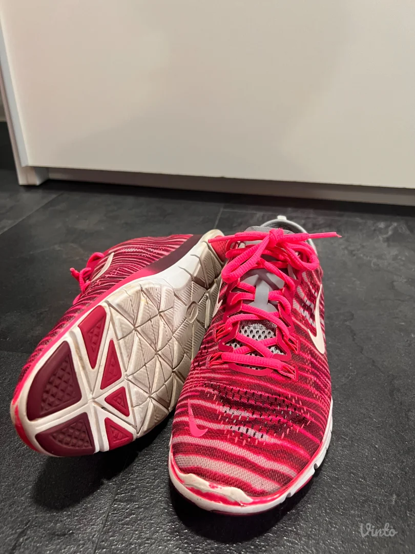 NIKE torba i patike 40