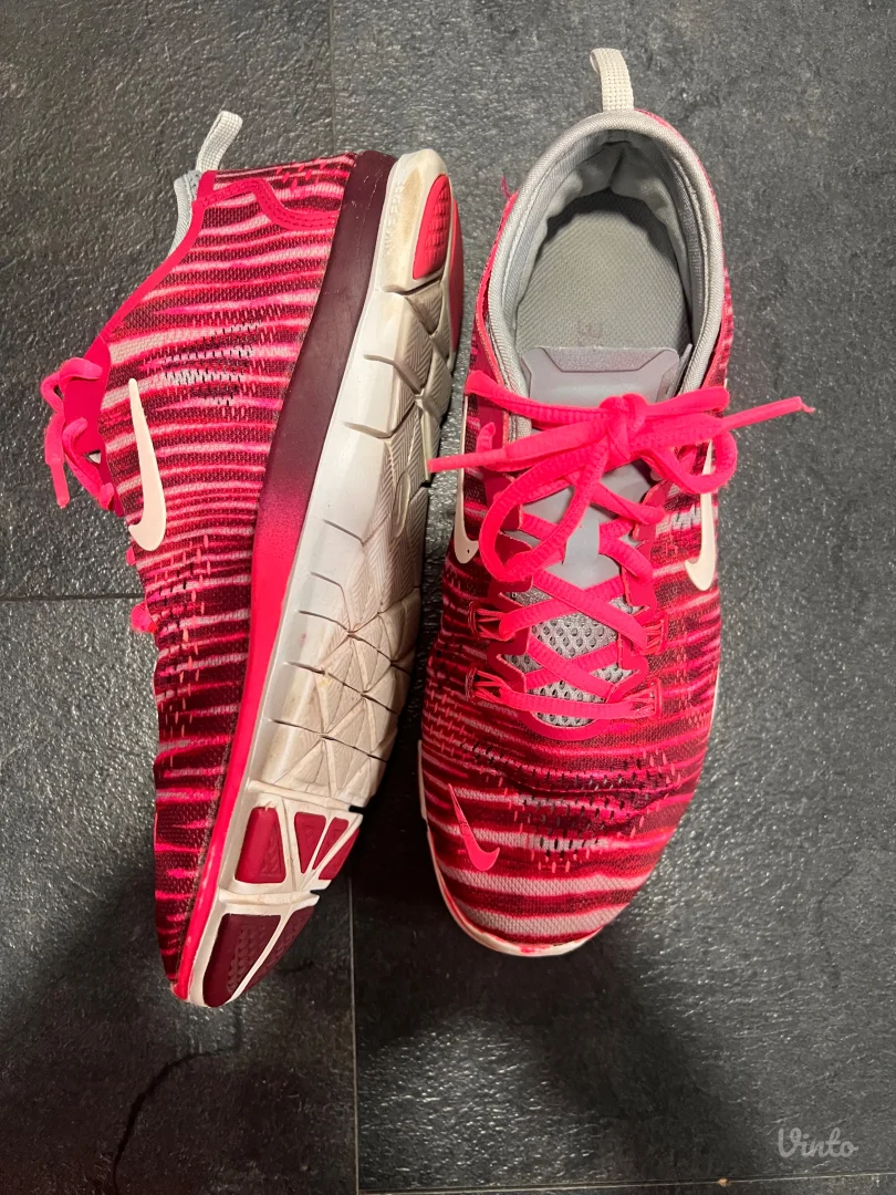 NIKE torba i patike 40