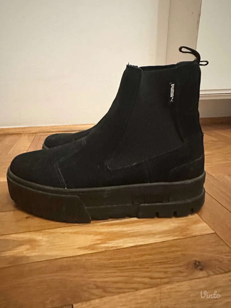 Ženske čizme Puma, vel. 40