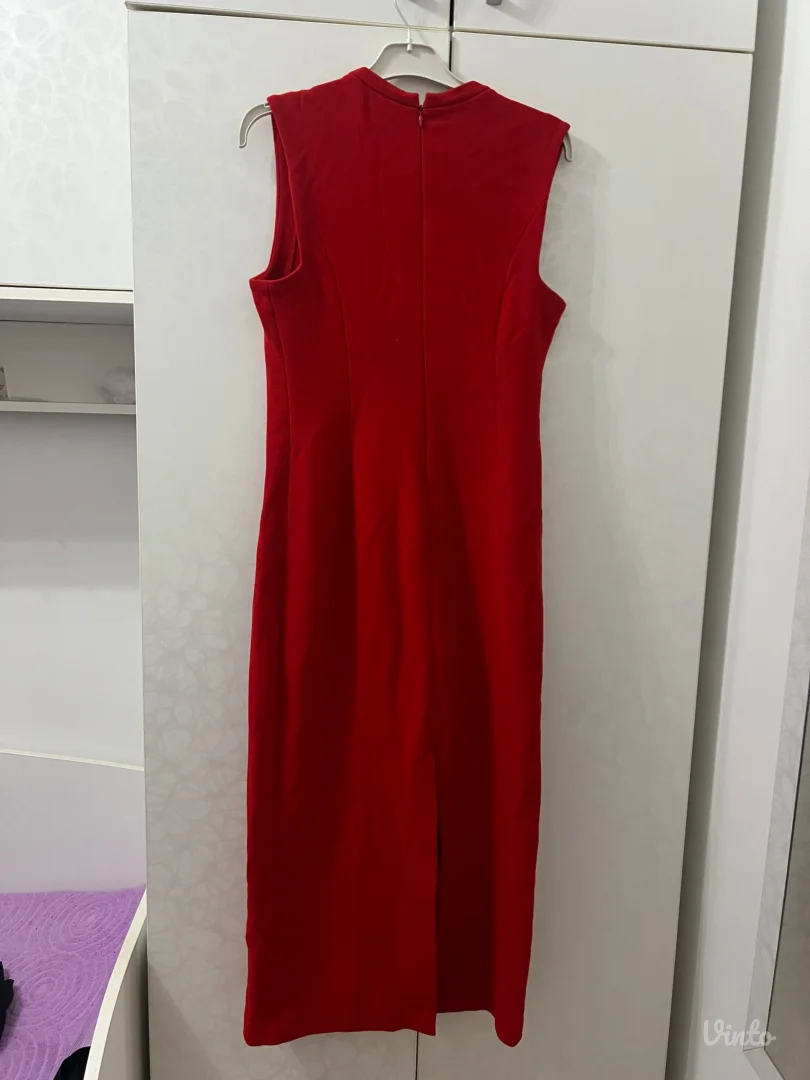 Zara crvena haljina
