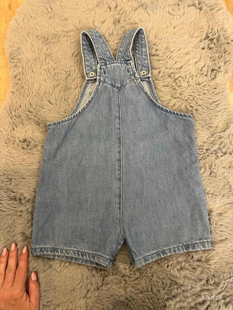 Zara tregerice vel 80