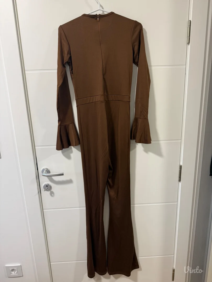 Dugacki elegantni braon kombinezon
