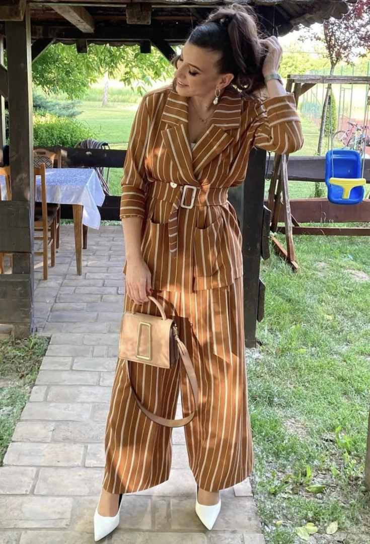 Mona - komplet odelo