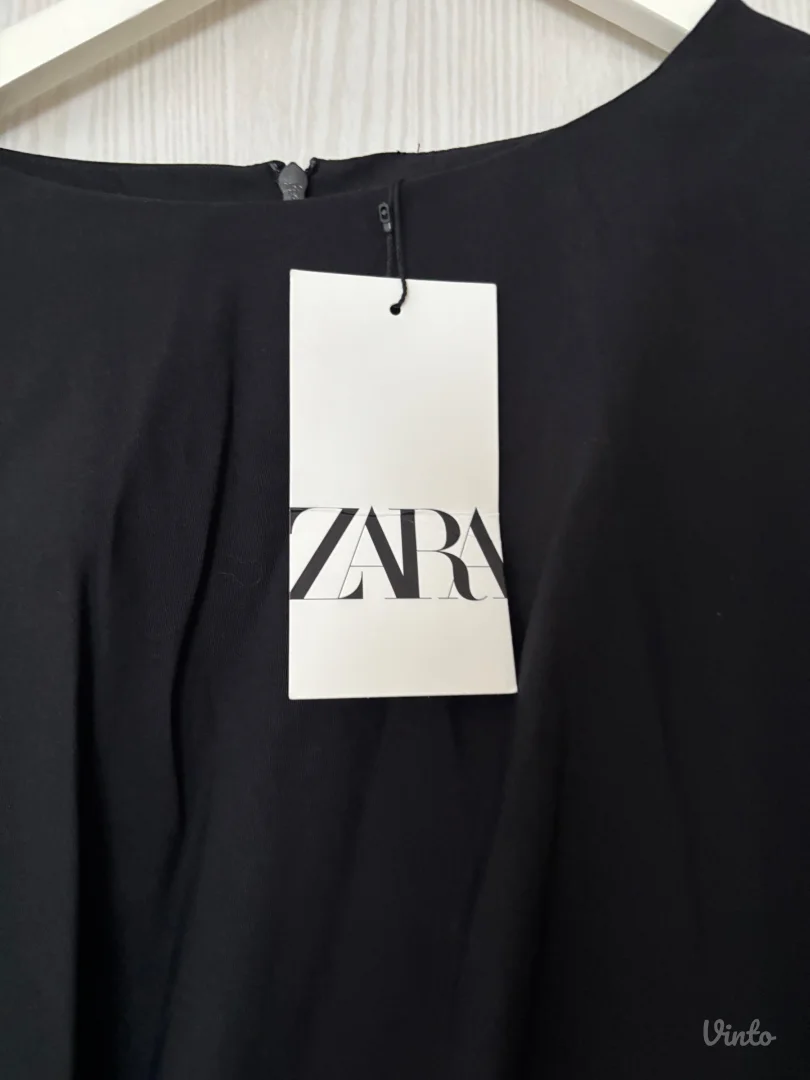 Zara haljina crna NOVO