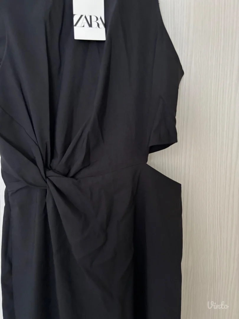 Zara haljina crna NOVO