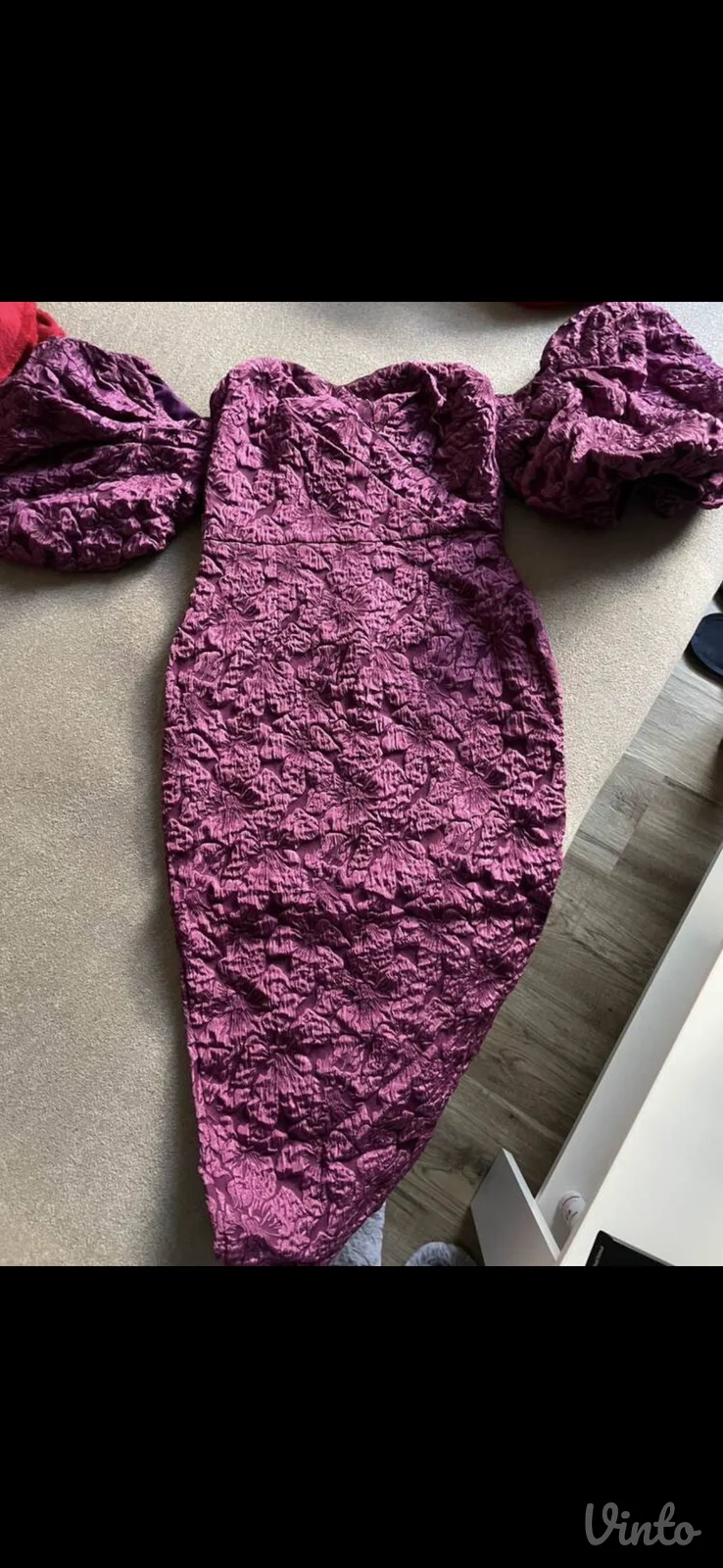 Nova elegantna midi haljina
