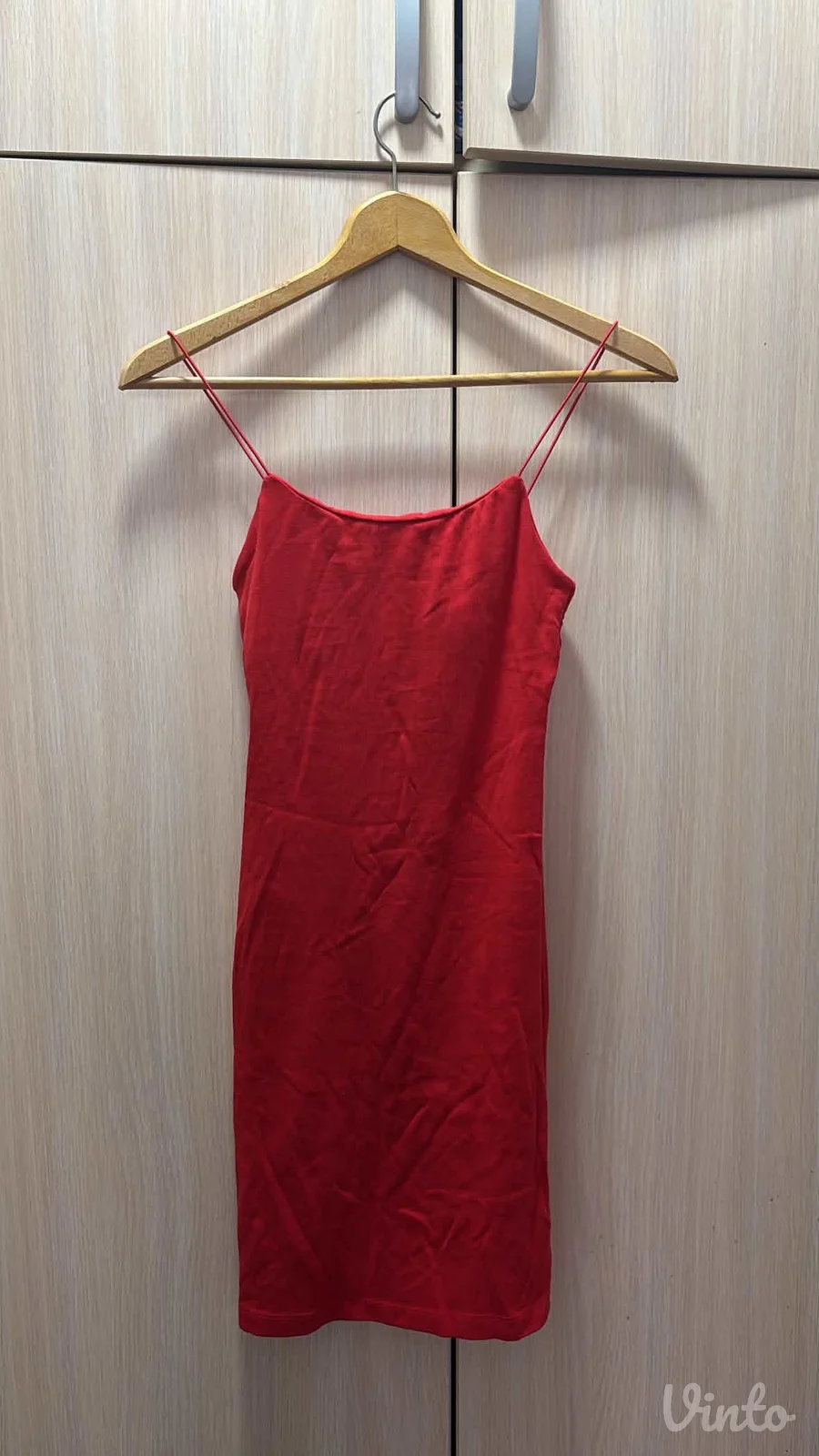 Zara crvena haljina