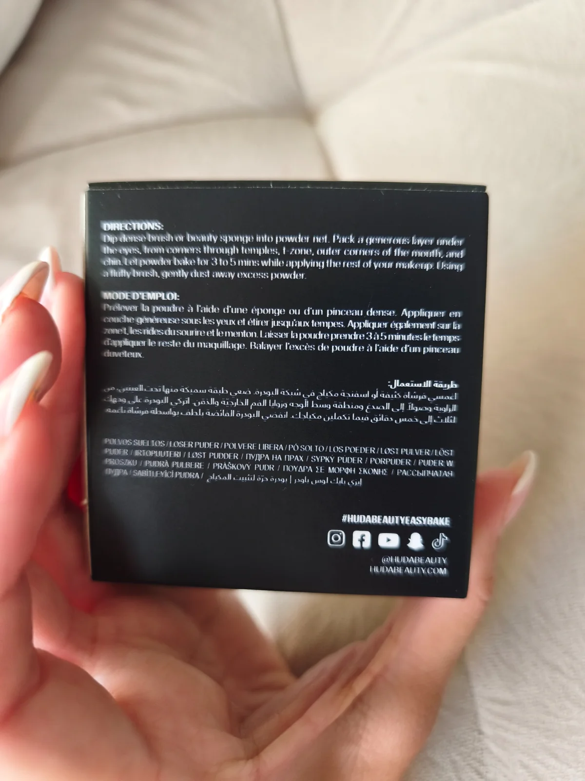 Huda beauty seting puder
