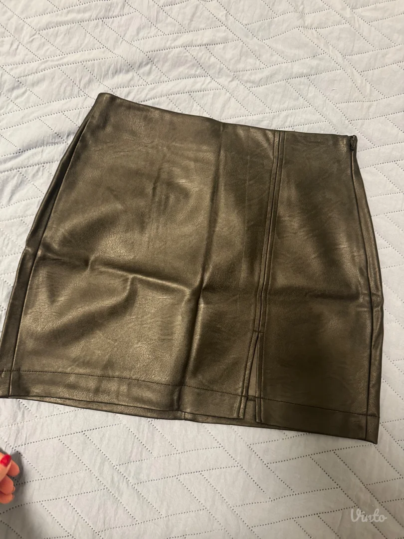 Teranova kozna suknjica