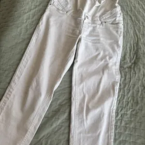 H&m trudnicke farmerke