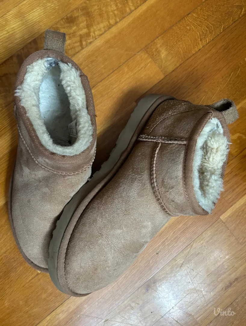 Ugg cizme - Classic Ultra Mini
