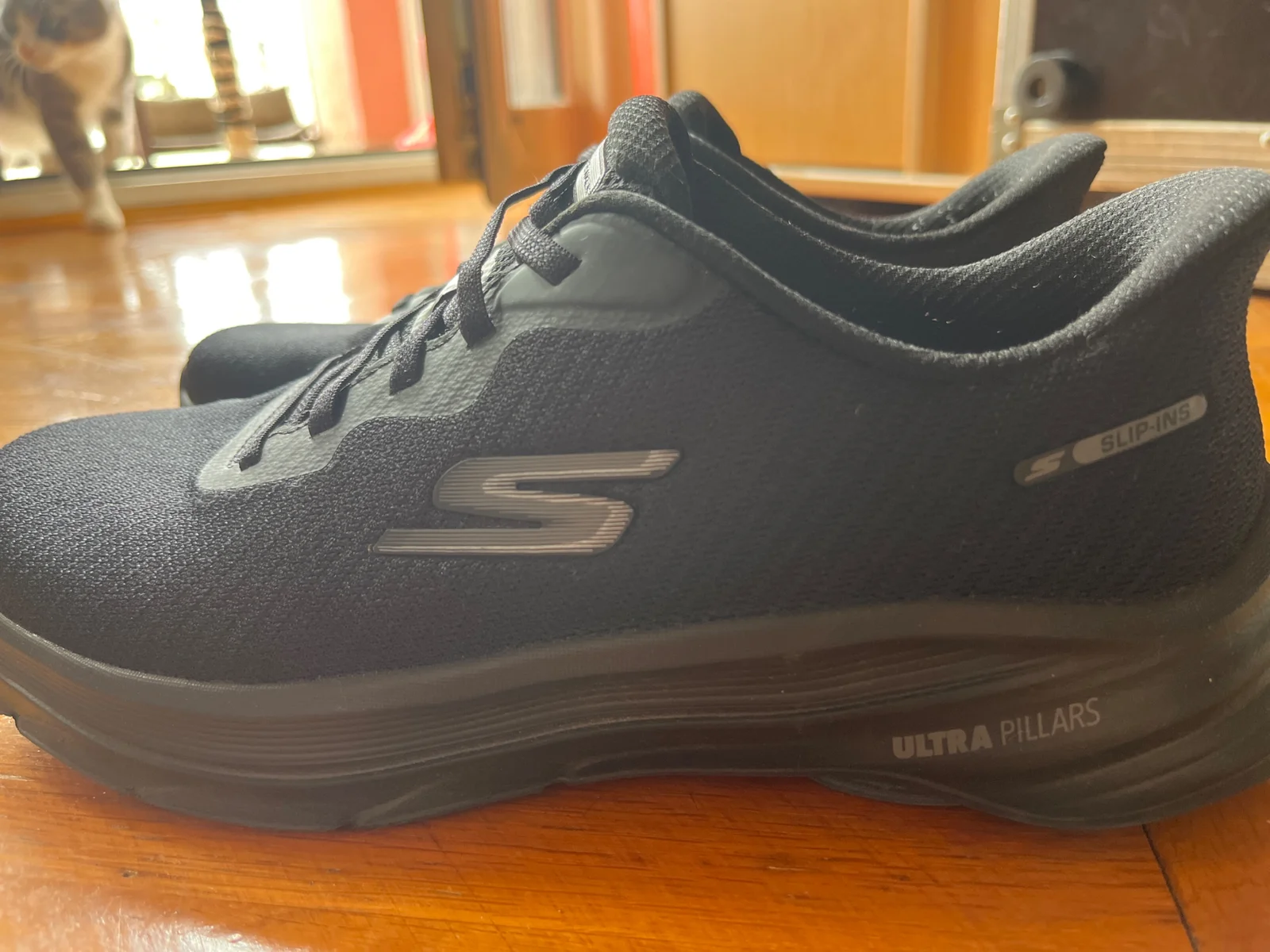 Sketchers patike