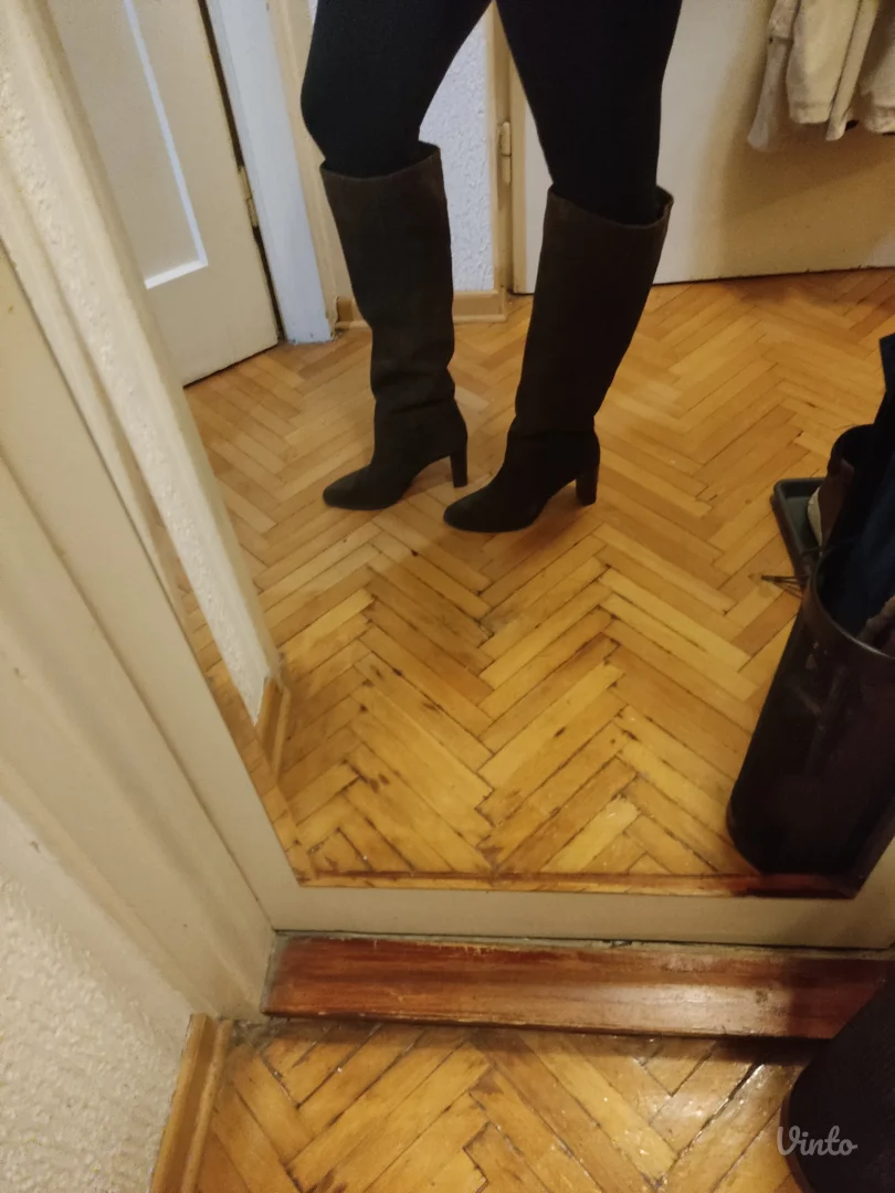 Zara cizme od brusene koze