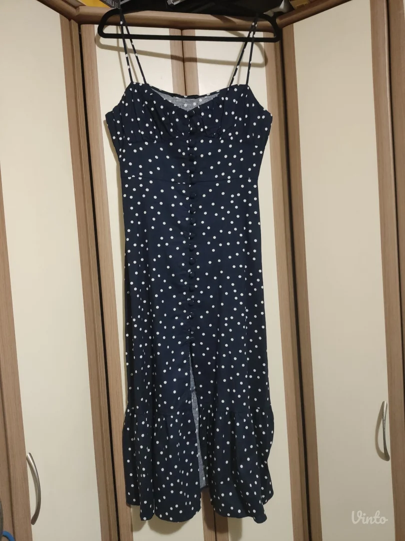 Zara midi haljina na tufnice